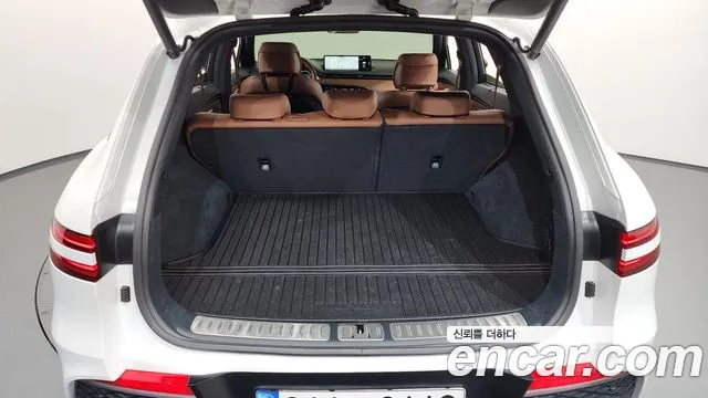 Genesis GV70 2.5T Бензин AWD — Фото автомобиля 16