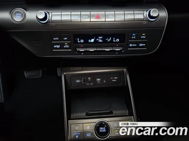 Hyundai Kona SX2 — Фото автомобиля 15