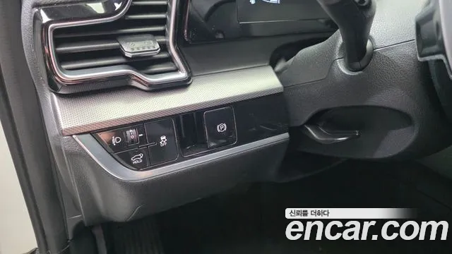 Kia Sportage Sportage 5-е поколение Бензин 1.6 турбо 2WD — Фото автомобиля 15