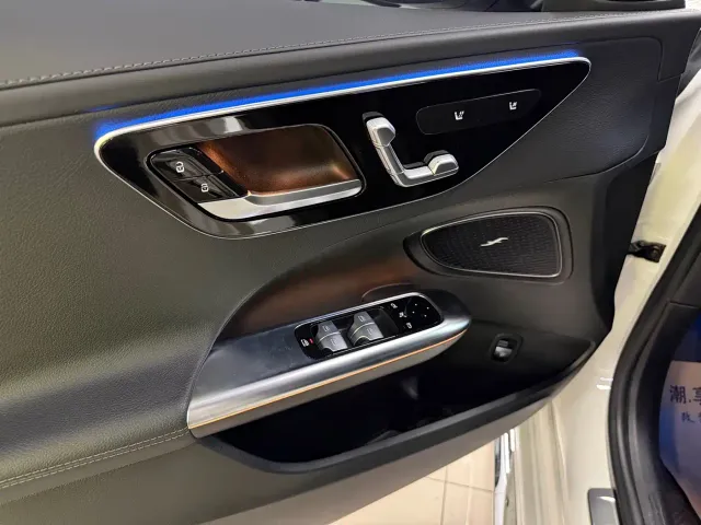 Mercedes-Benz C-Class — Фото автомобиля 10