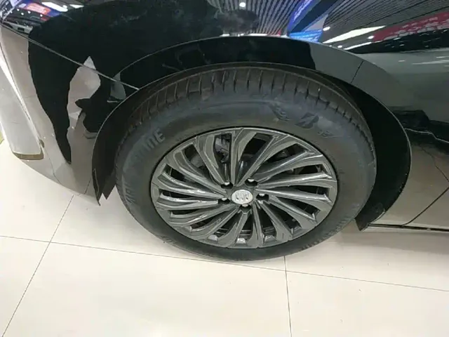 Buick LaCrosse — Фото автомобиля 22