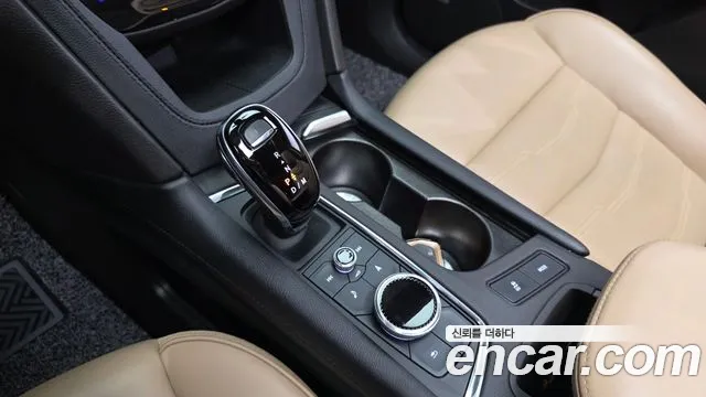 Cadillac XT6 — Фото автомобиля 9