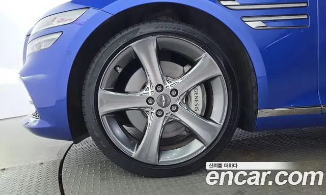 Genesis G80 RG3 — Фото автомобиля 5