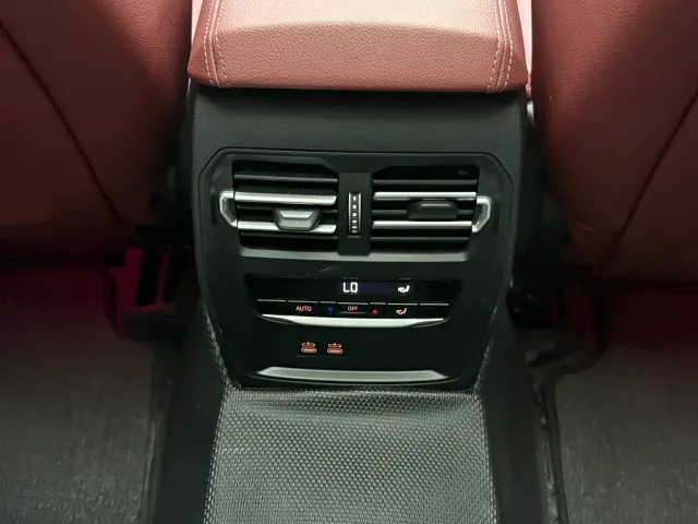BMW 3 Series — Фото автомобиля 17