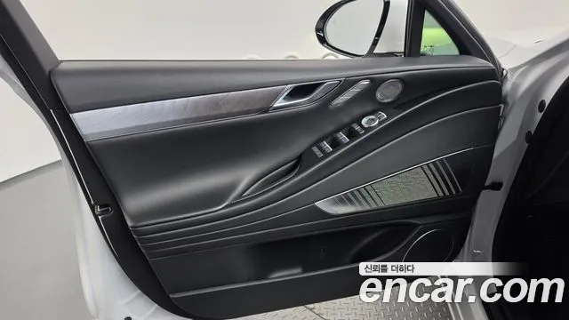 Genesis G80 RG3 — Фото автомобиля 13