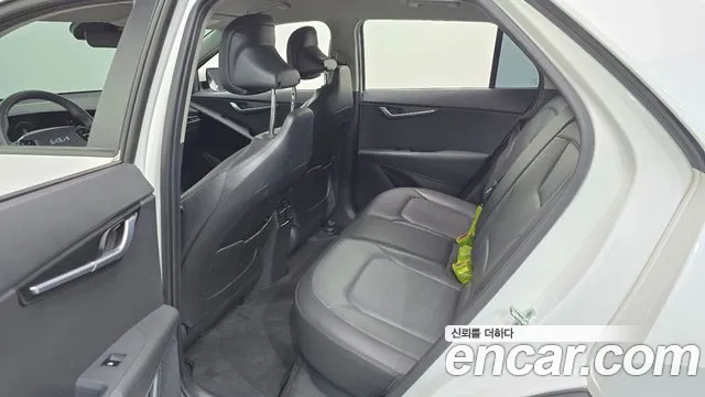 Kia Niro New — Фото автомобиля 17