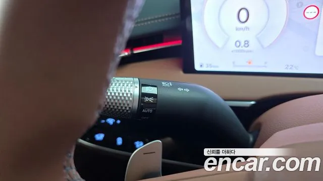 Genesis GV70 — Фото автомобиля 27