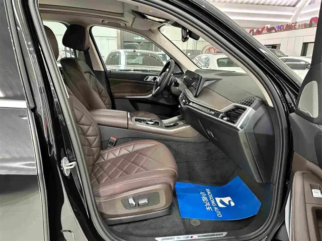 BMW X5 — Фото автомобиля 17