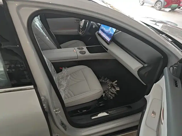 Baojun Xiangjing — Фото автомобиля 24