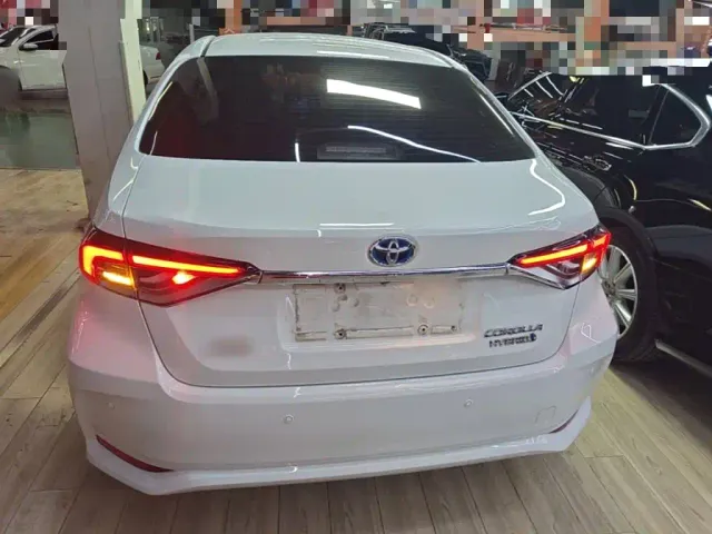 Toyota Corolla — Фото автомобиля 5