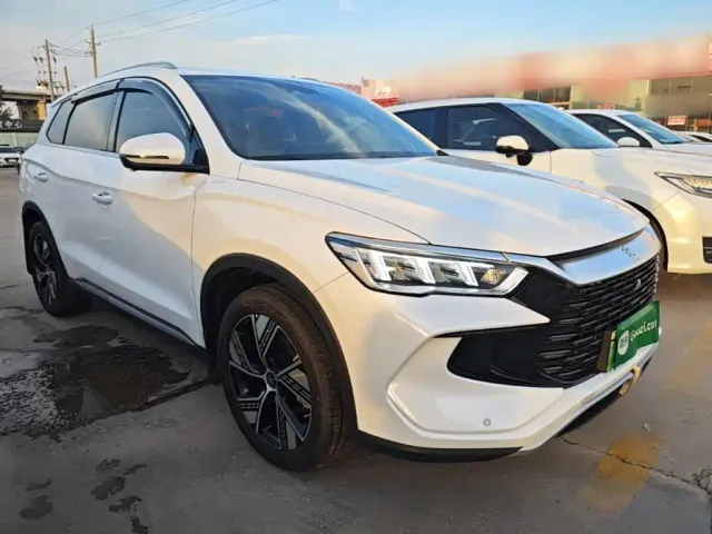 BYD Song Pro — Фото автомобиля 3