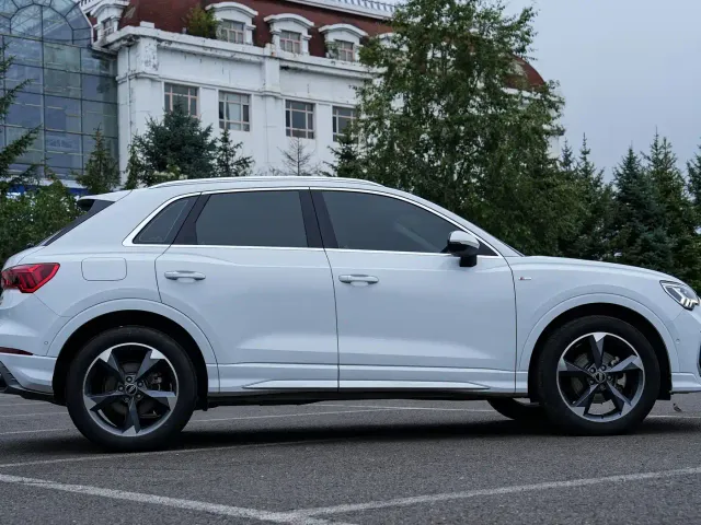 Audi Q3 — Фото автомобиля 8