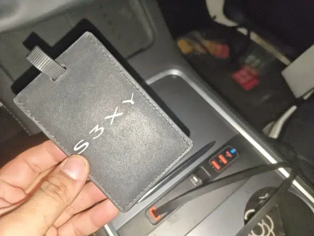 Tesla Model Y — Фото автомобиля 8