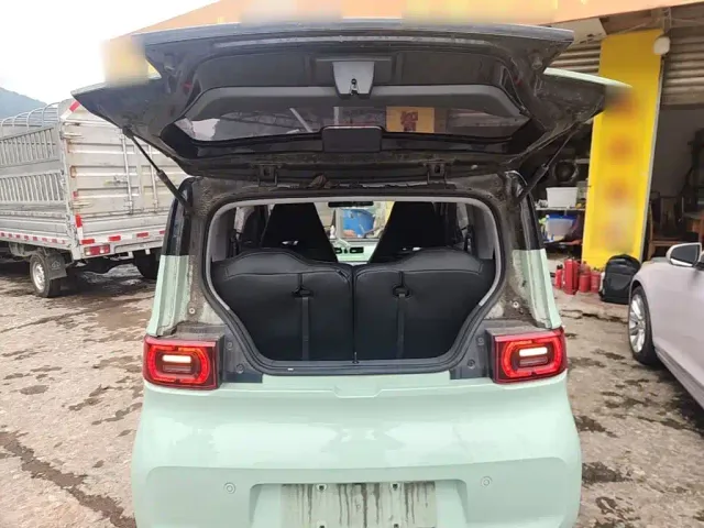 Wuling Hongguang Mini EV — Фото автомобиля 18