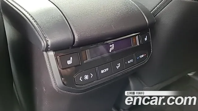 Toyota Highlander — Фото автомобиля 15