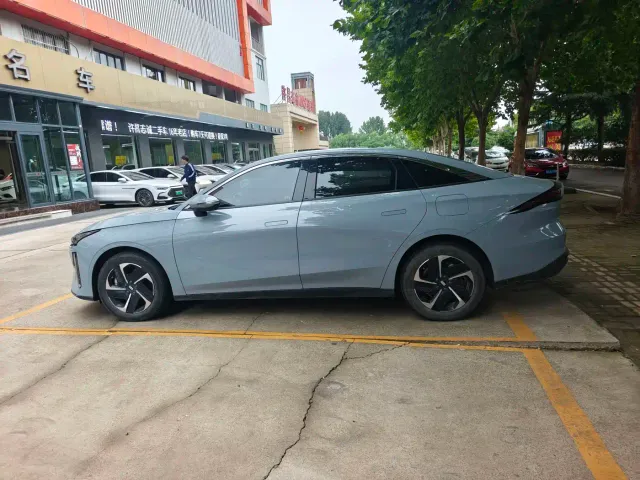 Geely Galaxy L6 — Фото автомобиля 7