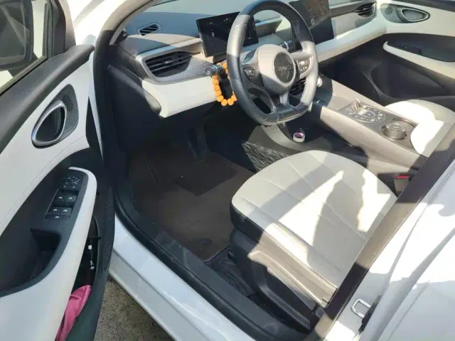 BYD Seal 05 DM-i — Фото автомобиля 9