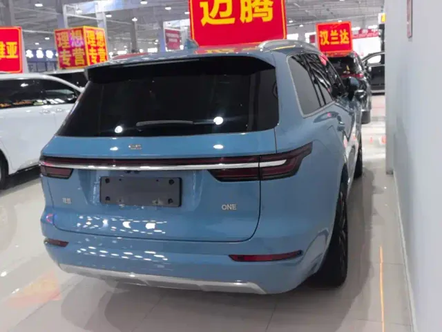 Li Auto ONE — Фото автомобиля 3