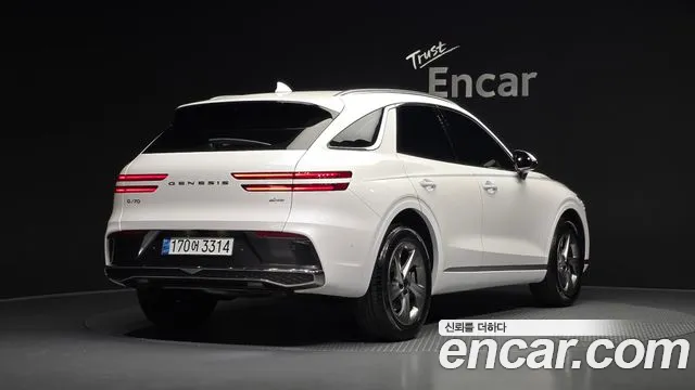 Genesis GV70 — Фото автомобиля 2