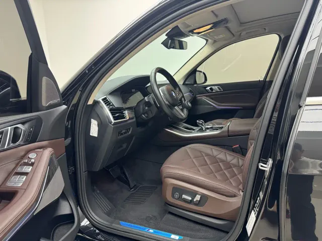 BMW X5 — Фото автомобиля 11