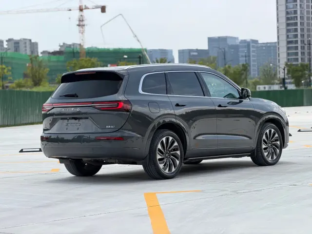 Aito M7 — Фото автомобиля 5