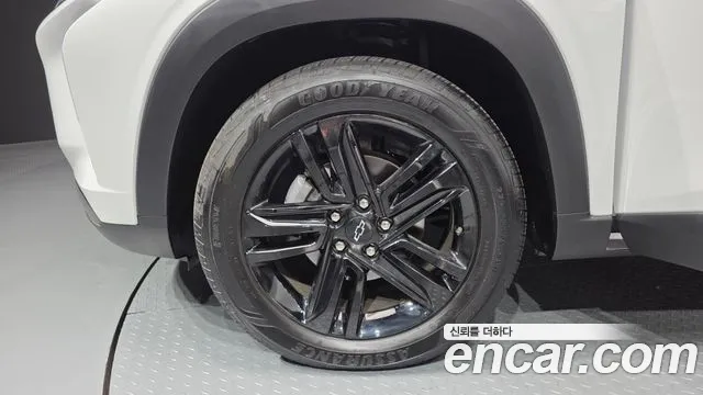 ChevroletGMDaewoo Trax Trax Кроссовер — Фото автомобиля 5