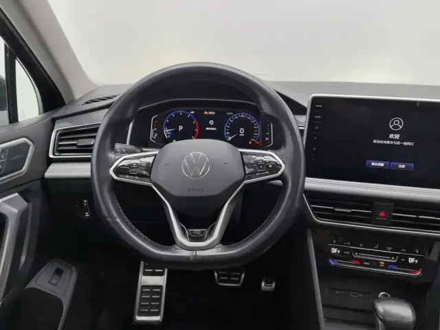 Volkswagen Tiguan L — Фото автомобиля 11