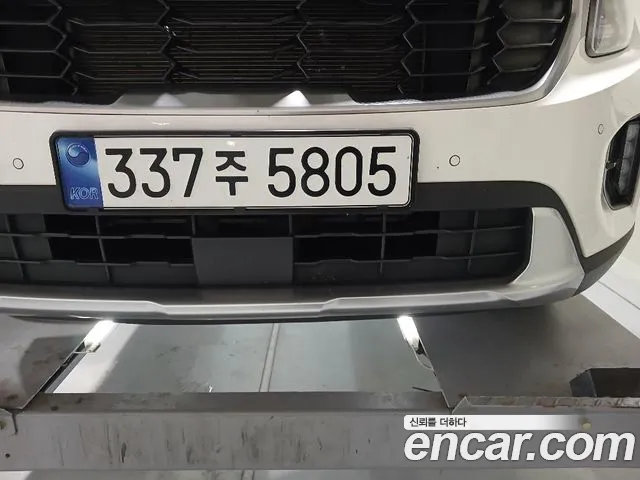 Фотография автомобиля — Kia Seltos Seltos (New)