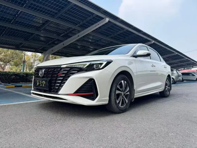 Фотография автомобиля — Changan Eado