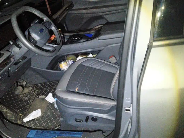 Ford Edge — Фото автомобиля 16