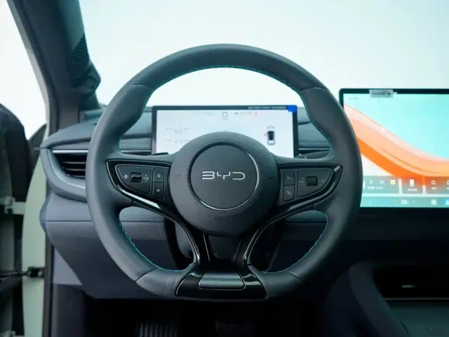 BYD Seal 06 GT — Фото автомобиля 17