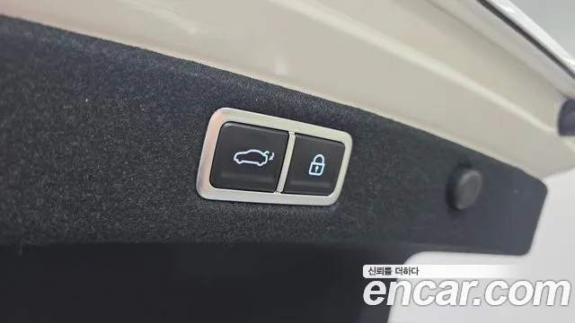 Hyundai Grandeur GN7 — Фото автомобиля 21