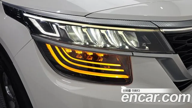 Kia Seltos — Фото автомобиля 7