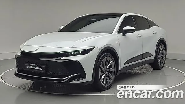 Фотография автомобиля — Toyota Crown