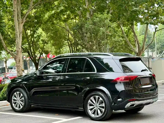 Mercedes-Benz GLE-Class — Фото автомобиля 9