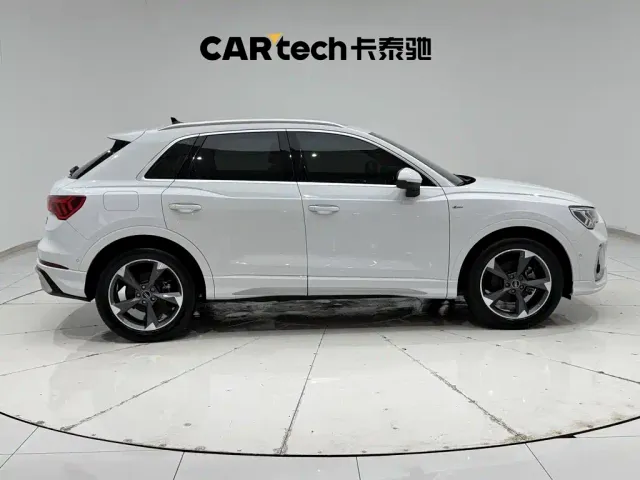 Audi Q3 — Фото автомобиля 4