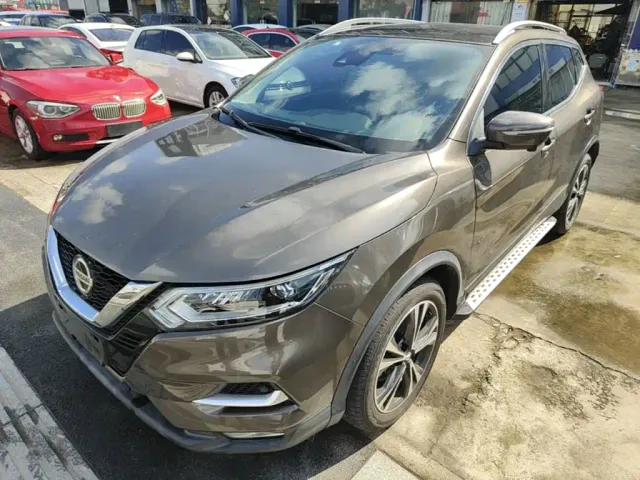 Фотография автомобиля — Nissan Qashqai