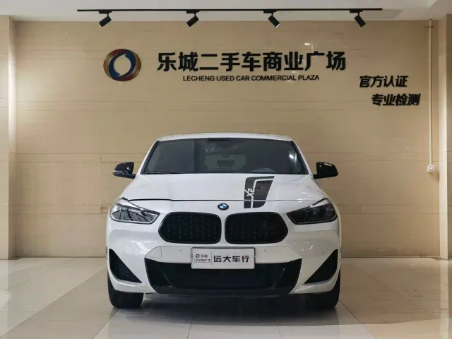 BMW X2 — Фото автомобиля 2