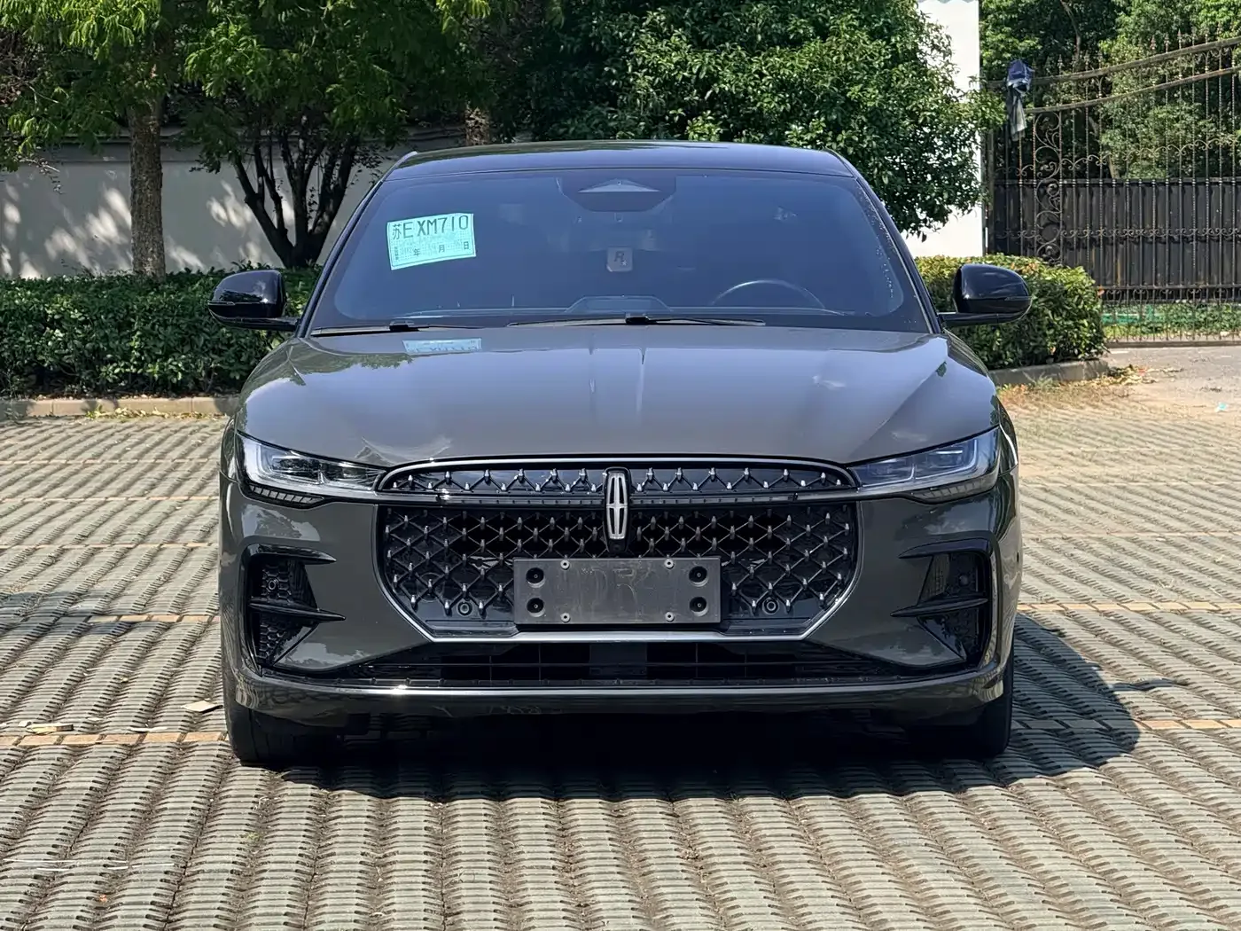 Lincoln Lincoln Z 2022 Model iCool Luxury Edition — Фото автомобиля 2
