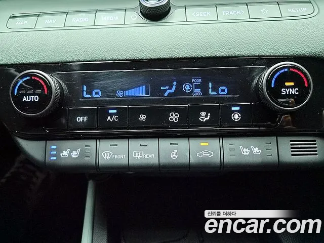Hyundai Avante CN7 — Фото автомобиля 14