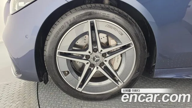 Mercedes-Benz C-Class — Фото автомобиля 5