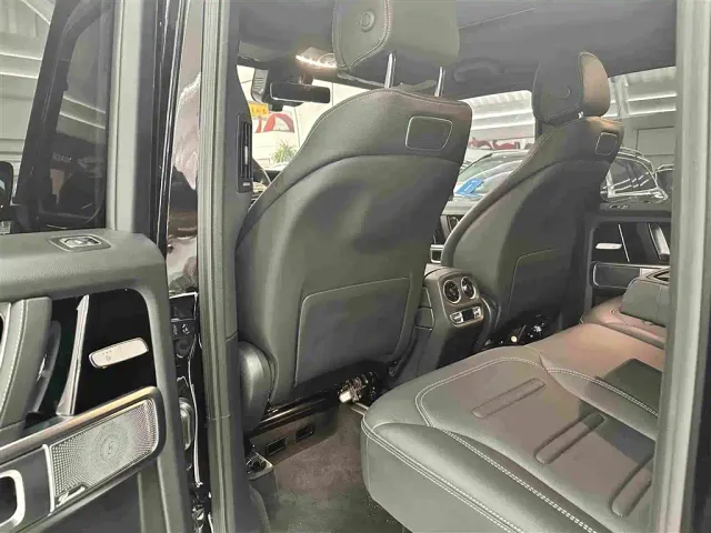 Mercedes-Benz G-Class — Фото автомобиля 14