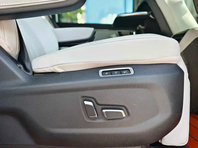 Maxus Dajia 7 — Фото автомобиля 10