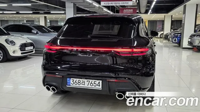 Porsche Macan — Фото автомобиля 6