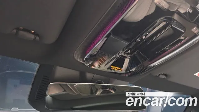 Mercedes-Benz E-Class — Фото автомобиля 21