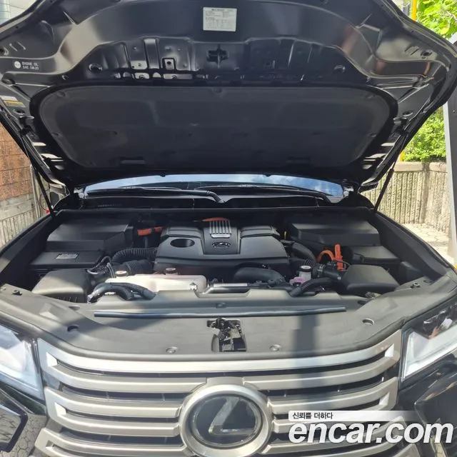 Lexus LX — Фото автомобиля 10