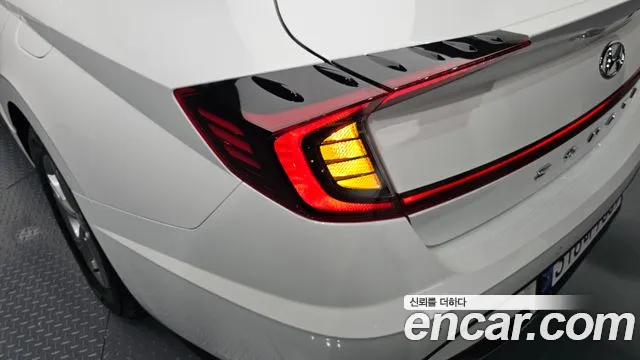 Hyundai Sonata Sonata (DN8) 2.0 LPG(Для проката) — Фото автомобиля 23