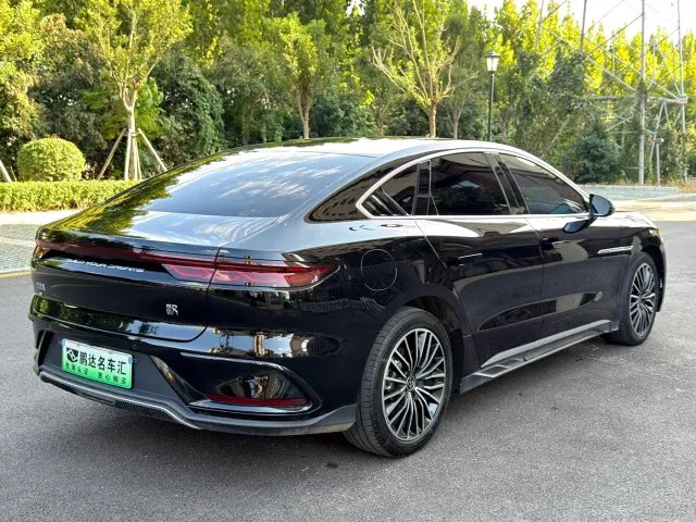 BYD Han — Фото автомобиля 9