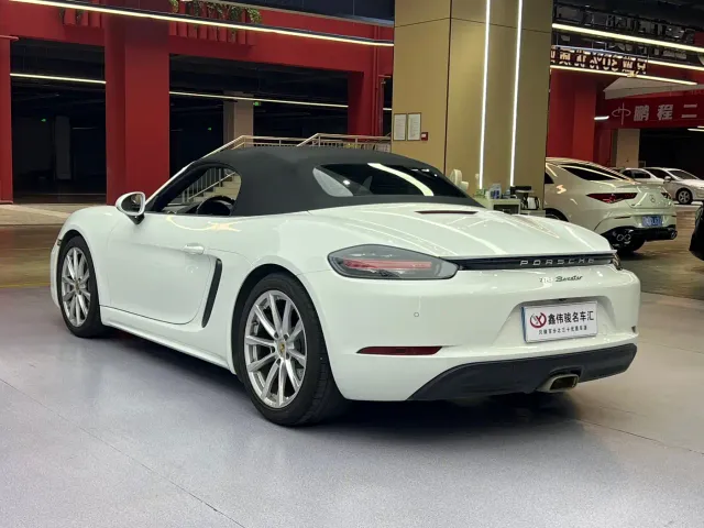 Porsche 718 — Фото автомобиля 14
