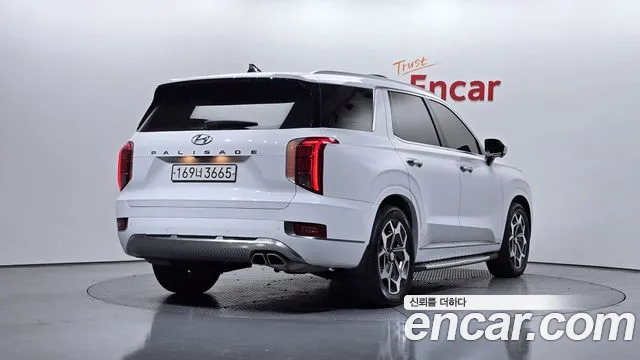 Hyundai Palisade Palisade Дизель 2.2 2WD — Фото автомобиля 2